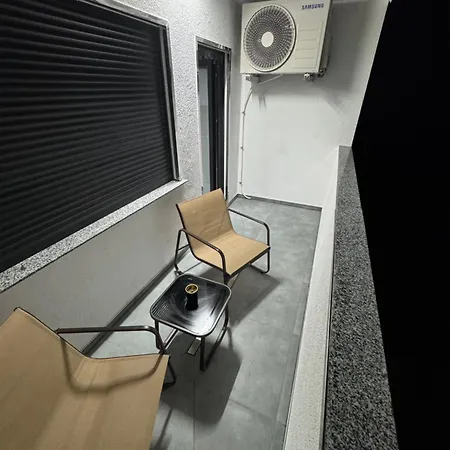 Modern Apartments, Nr 2, Nahe Schalke Arena, Zentral Zur Autobahn A42 Und A2, Ferienwohnung, Monteurwohnung Appartamento *