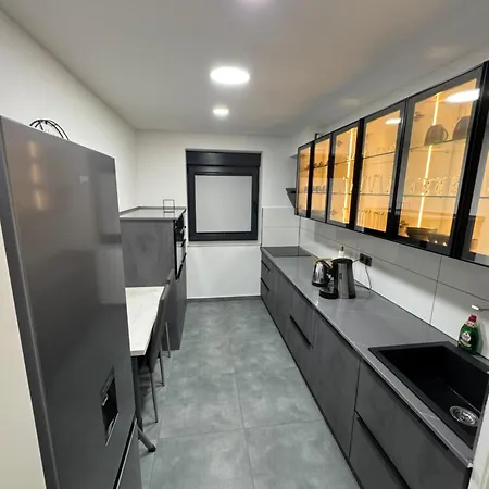Appartamento Modern Apartments, Nr 2, Nahe Schalke Arena, Zentral Zur Autobahn A42 Und A2, Ferienwohnung, Monteurwohnung