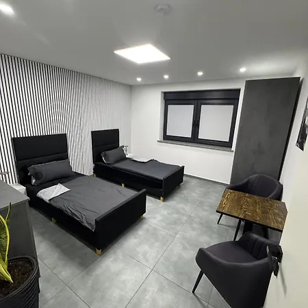 Modern Apartments, Nr 2, Nahe Schalke Arena, Zentral Zur Autobahn A42 Und A2, Ferienwohnung, Monteurwohnung Апартаменты Гельзенкирхен