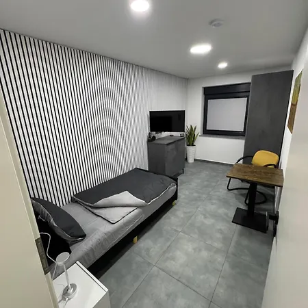 Modern Apartments, Nr 2, Nahe Schalke Arena, Zentral Zur Autobahn A42 Und A2, Ferienwohnung, Monteurwohnung * Gelsenkirchen