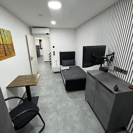 Modern Apartments, Nr 2, Nahe Schalke Arena, Zentral Zur Autobahn A42 Und A2, Ferienwohnung, Monteurwohnung