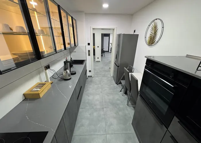 Modern Apartments, Nr 2, Nahe Schalke Arena, Zentral Zur Autobahn A42 Und A2, Ferienwohnung, Monteurwohnung Апартаменты *